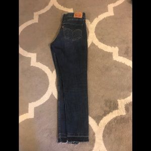 Levi”s 524 Skinny Jeans